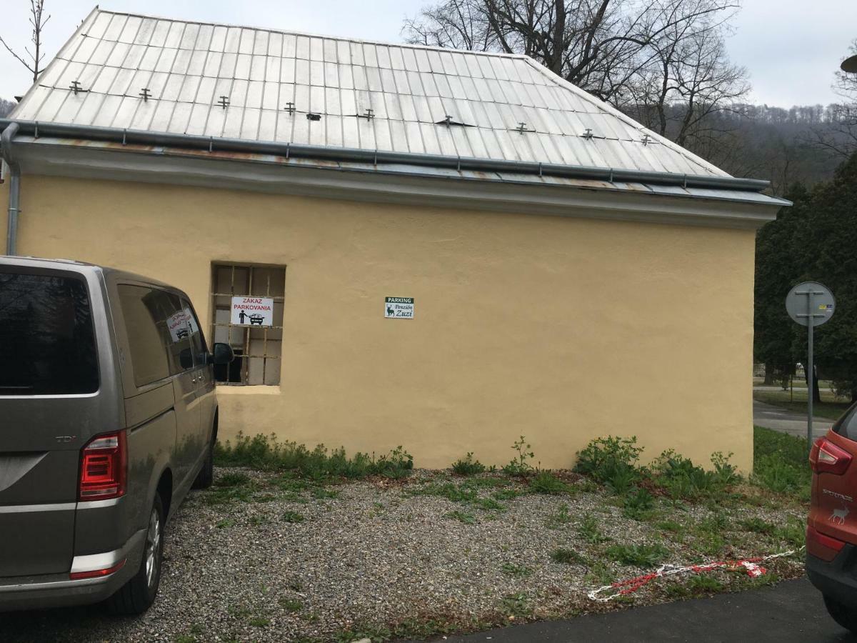 Penzion Zuzi Trenčianske Teplice Exteriör bild